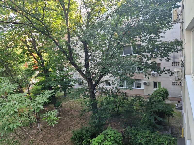 Titan, Liviu Rebreanu, 5 minute metrou, apartament 3 camere.